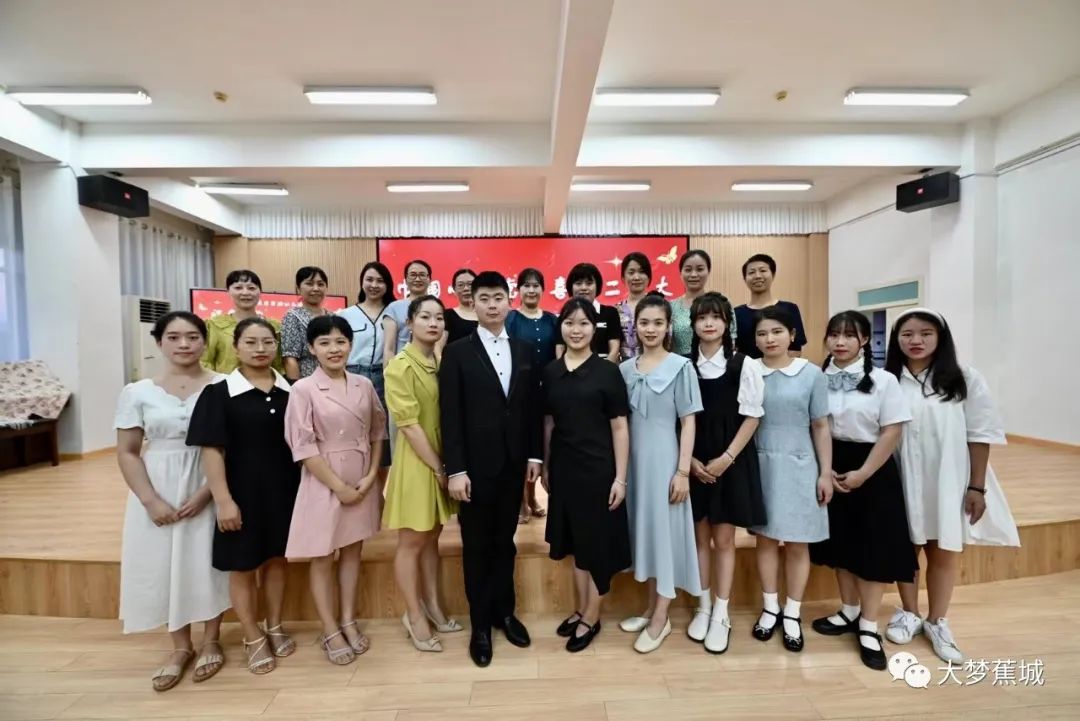 致敬师者丨今天，请听他们的“师情话意”