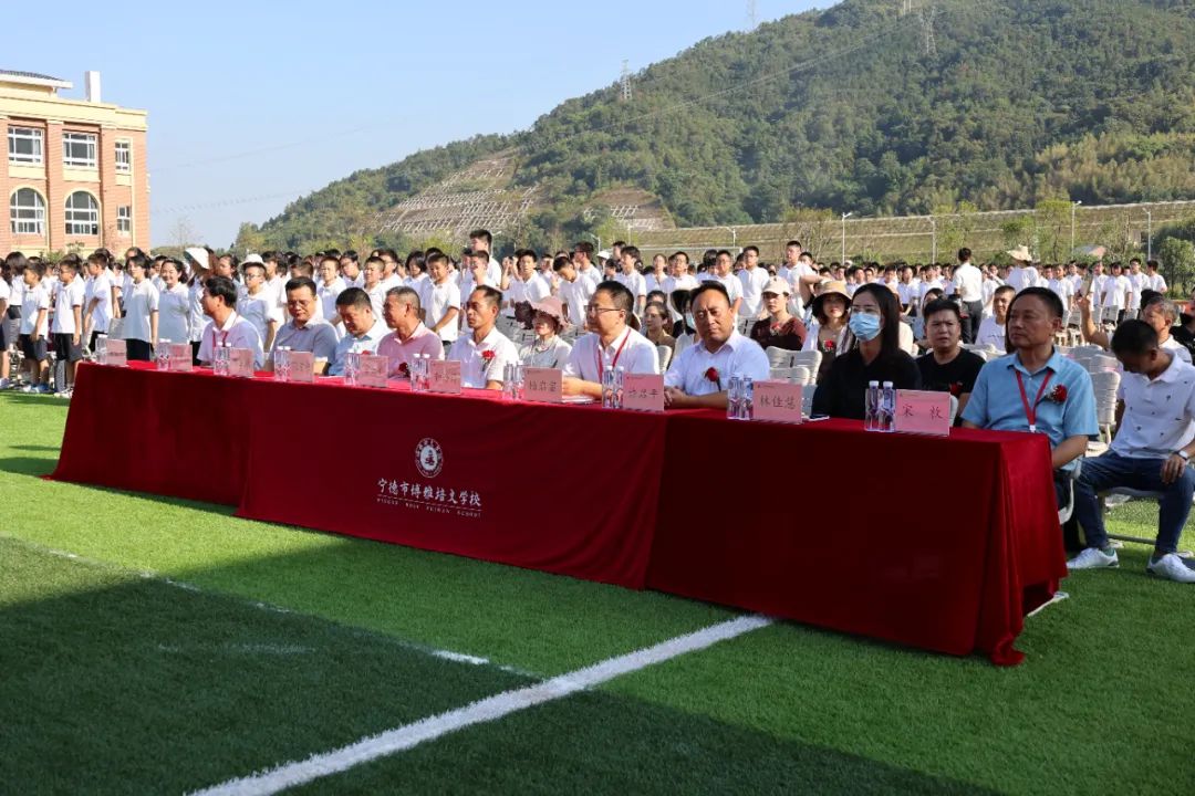 别开生面！这场“开笔礼”令人眼前一亮！