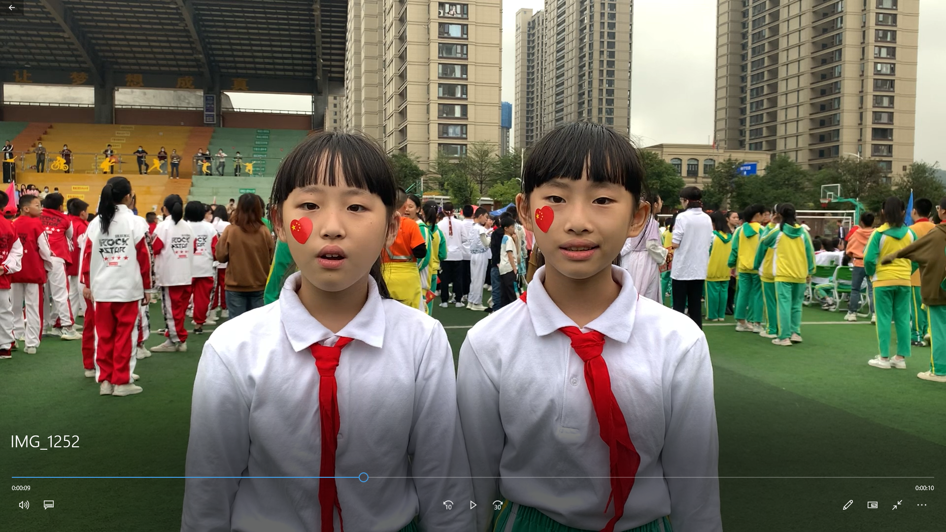 全程高能！蕉城一学校校运会开幕式视频火了→
