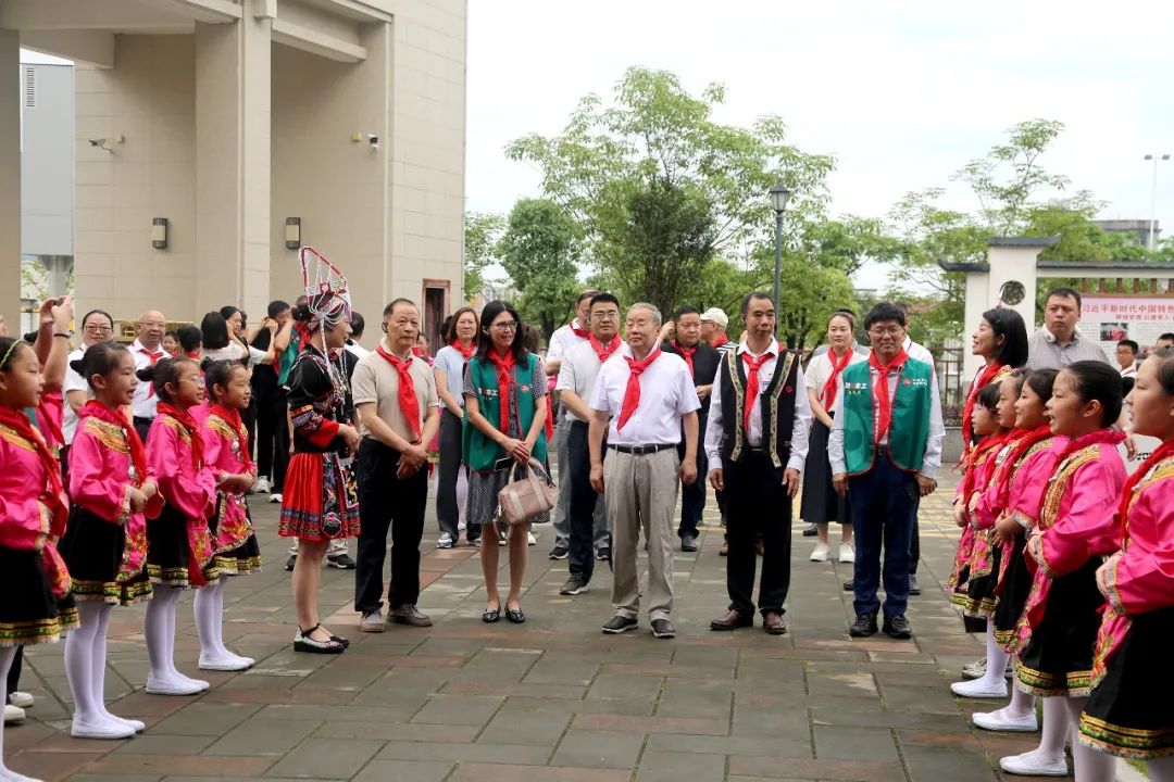 心系少儿成长！中国关工委回访蕉城区民族实验小学
