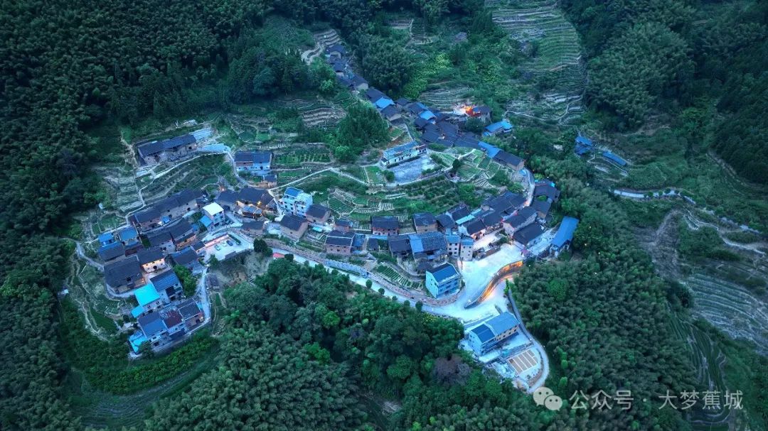 记住乡愁 | 夜幕下的库山村，邂逅传统韵味→