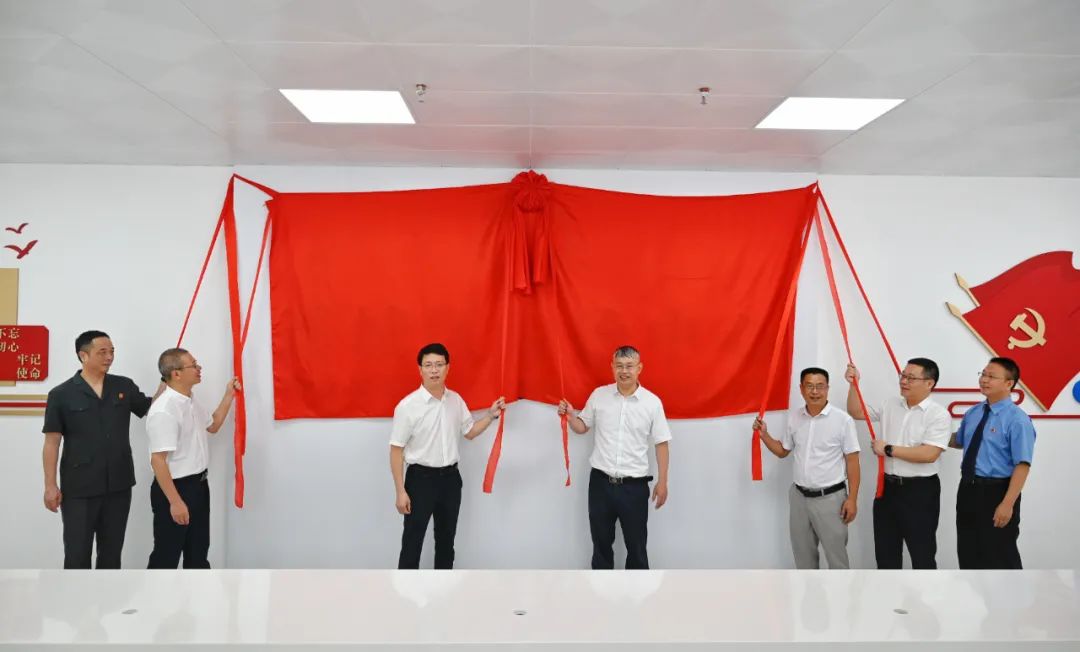 今天，蕉城区综治中心正式投入使用！
