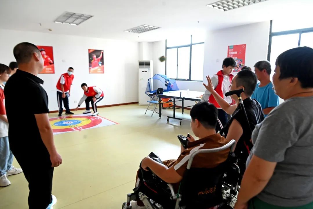 以赛促健 情暖蕉城！看他们在趣味角逐中绽放光芒→