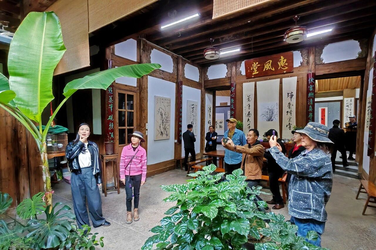 在鹏程古街与东山村，他们用笔墨捕捉闽东神韵