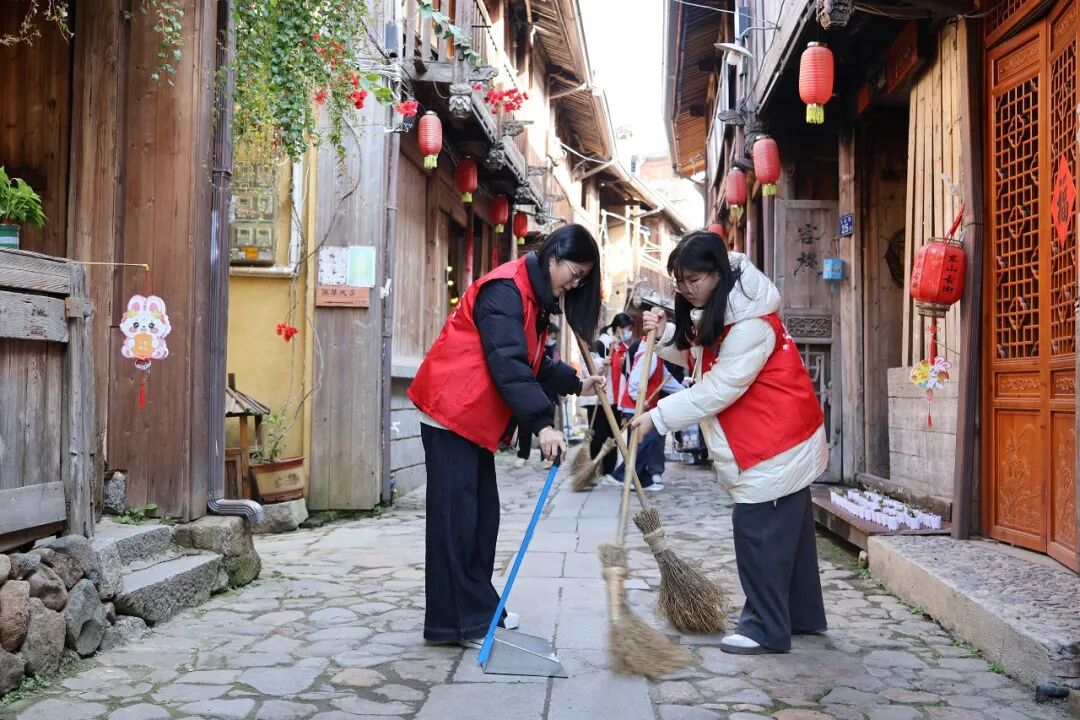 古村“美容师”上线！他们用志愿行动诠释奉献精神