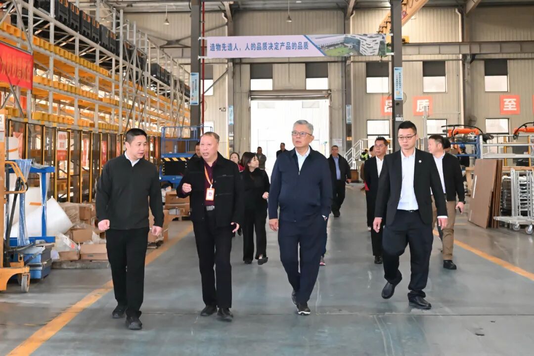 马来西亚诗巫市议会访问团赴蕉城考察