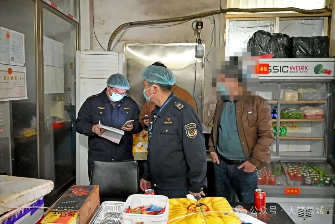 突击检查！蕉城一“无堂食”外卖店查出多项隐患