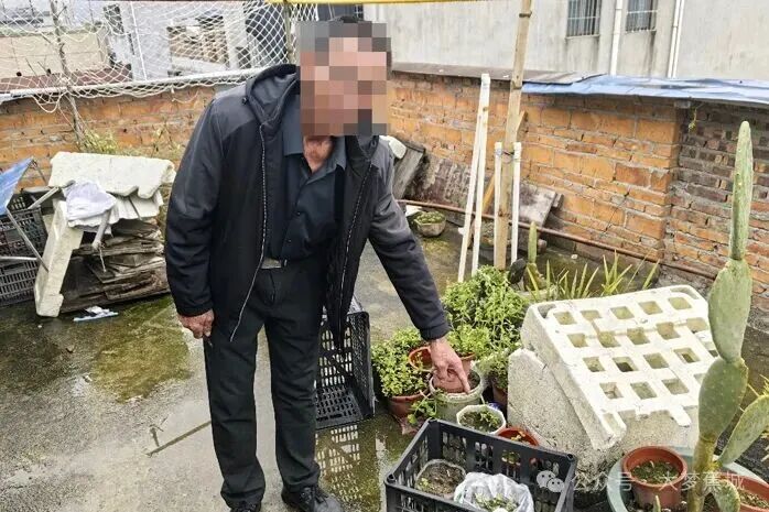 禁毒办联合派出所开展禁种铲毒无人机航拍工作 拷贝.jpg