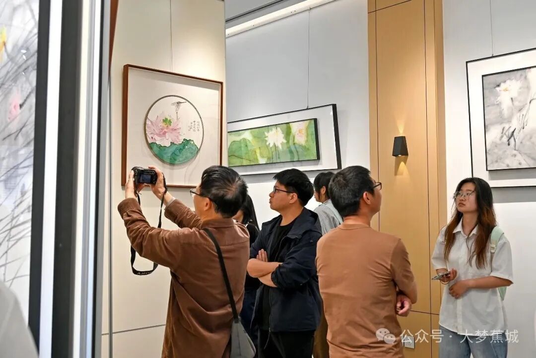 花香入墨润校园！&ldquo;花香有意&rdquo;绘画作品展在宁德开