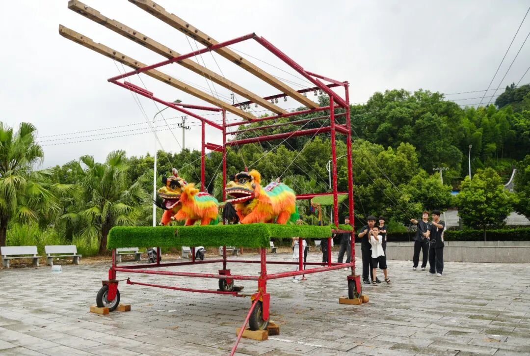 曾登上《新闻联播》的“线狮少年”，这个暑假又忙起来了！